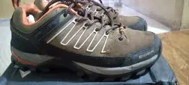 Sepatu Eiger mountaineering shoes