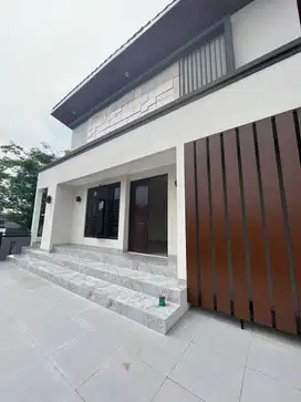 Dijual Rumah Modern di The Icon Simplicity BSD