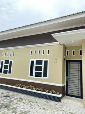(SISA 1) DISEWAKAN RUMAH 2 KAMAR SECURITY 24 JAM CCTV LENGKAP