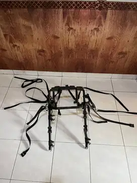 BnB Rack Genesis Bike Rack hitam