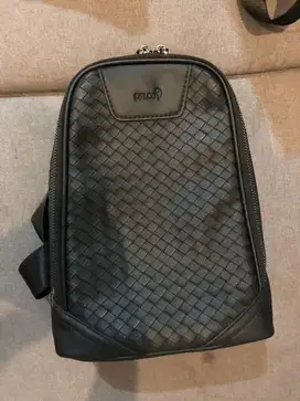 tas selempang delco