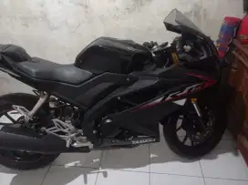 Yamaha r15 v3 98% kayak baru