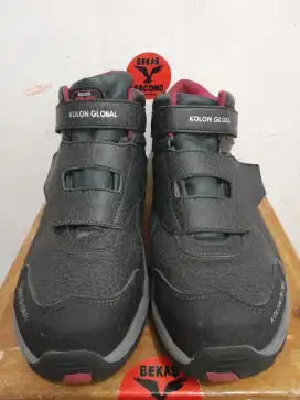 Sepatu pria Kolon safety shoes