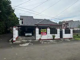 Rumah Hoek Di Perumahan Kedungbadak Baru Dekat Tol