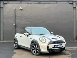 (Low Odo) Mini Cooper S 2022