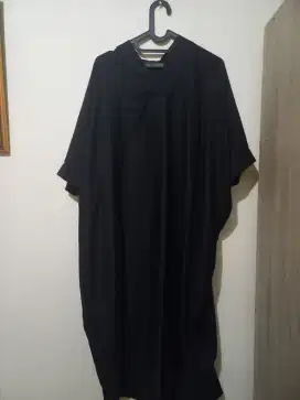 Dijual kaftan warna hitam simple ukuran fit to M