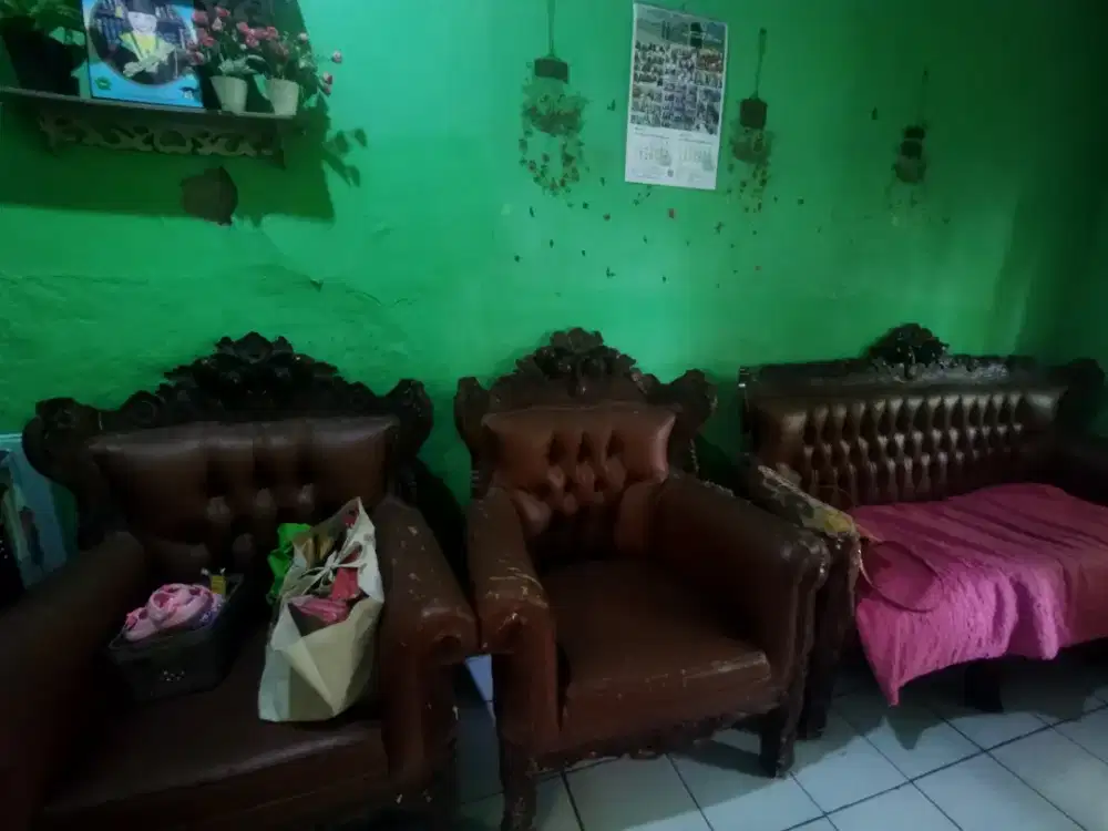 DIJUAL KURSI TAMU MURAH (NEGO SAMPAI JADI)