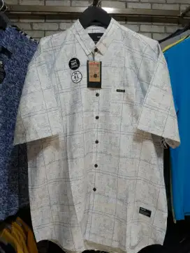 Kemeja Jumbo 4XL-5XL