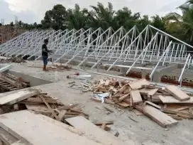 Baja ringan 0.75 SNI pasang baru dan bongkar pasang atap lama