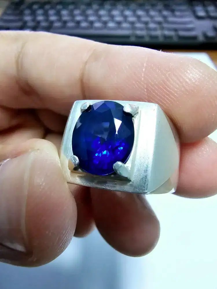 Batu Permata Natural Blue Sapphire / Safir / Sapir Srilanka Certified