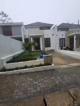 Rumah Bagus Teluk Purwokerto Selatan Dekat Taman Kota, Terminal