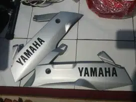 Undercowl R15 V3 warna silver original yamaha