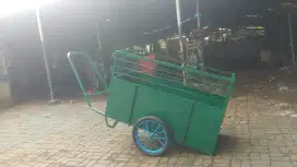Gerobak sampah besi