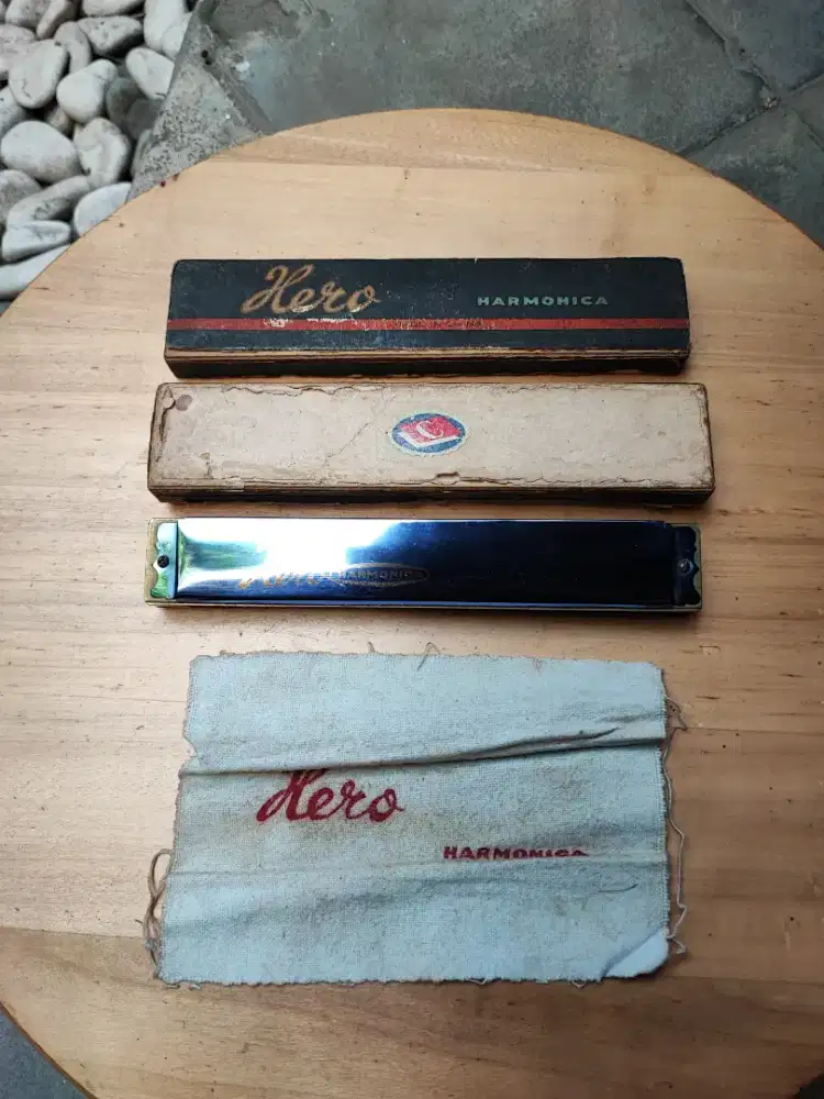 Harmonica Hero 24 Lubang Vintage 1970s Kondisi NOS