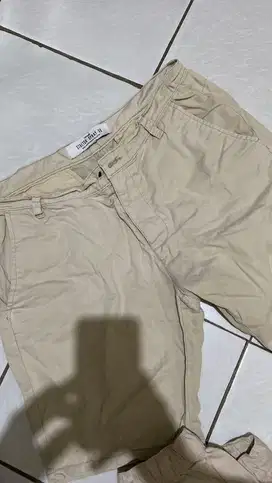 Celana pendek topman uk 29
