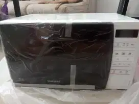 Dijual Samsung Microwave Oven tipe ME731K 800 W (Barang baru)