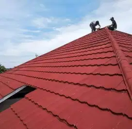 Baja ringan berkualitas SNI.renovasi atap lama dan pasang baru