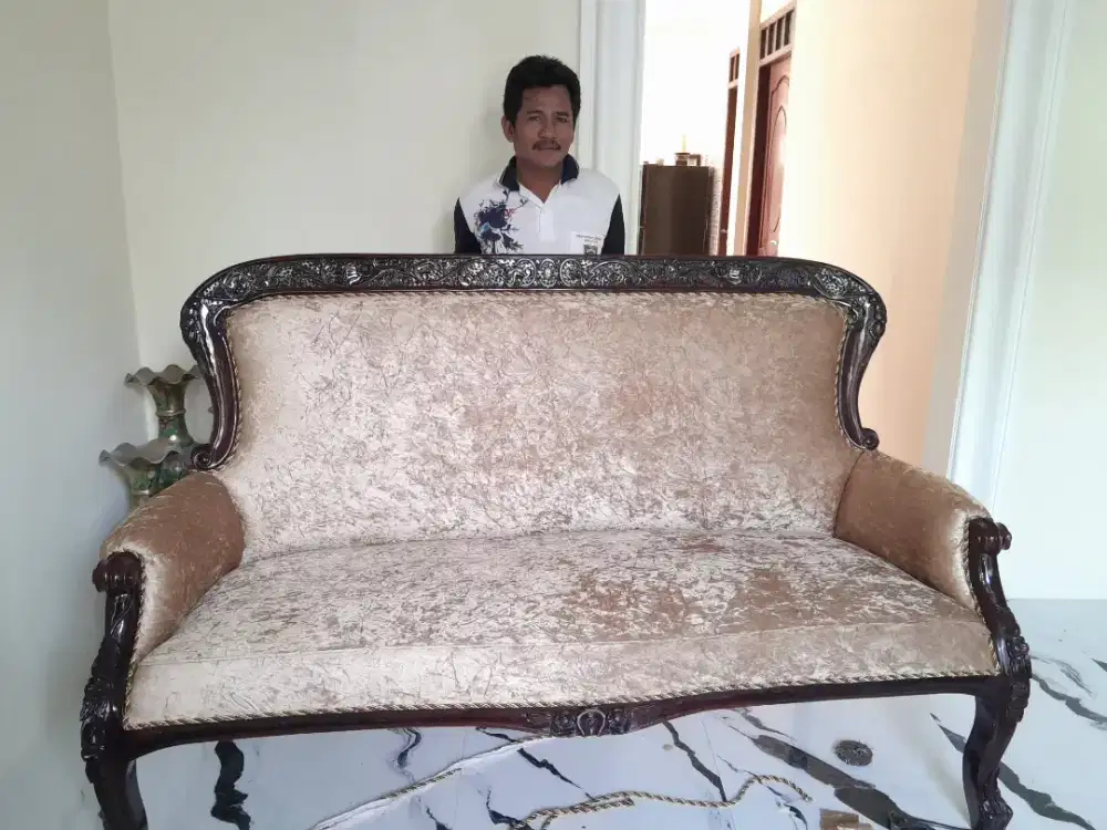 Servis Sofa panggilan surabaya