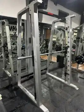 Smith Machine atau Mesin Smith