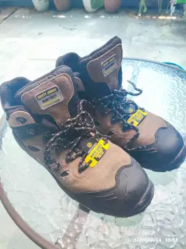 Safety shoes Joger berkualitas