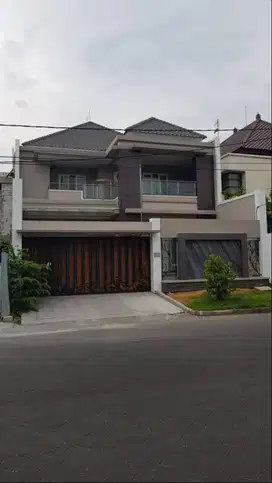 Dijual Rumah Baru di jalan utama Araya 1  Model Minimalis