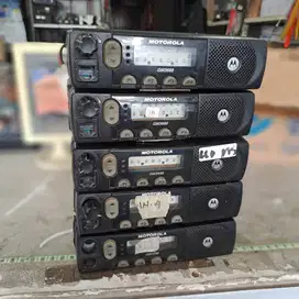 RIG MOTOROLA GM3688 FREKUENSI UHF 403 MHZ KONDISI RUSAK KOMPONEN UTUH
