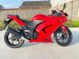 Ninja 250 karbu merah