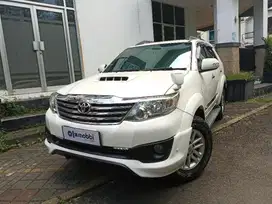 like new - TOYOTA FORTUNER 2.5 G SOLAR A/T 2014 PUTIH