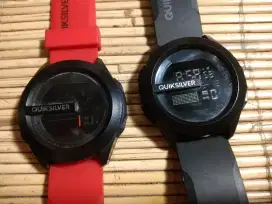 Dijual sepasang jam tangan digital COD DPS barat