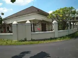Jual rumah lokasi dekat pabrik gula colomadu lt 454m hrg 2,5Myd nego