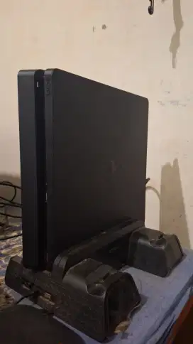 PS4 SLIM 1TB (OFW)