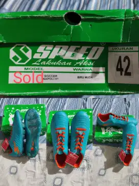 Sepatu Bola Speed