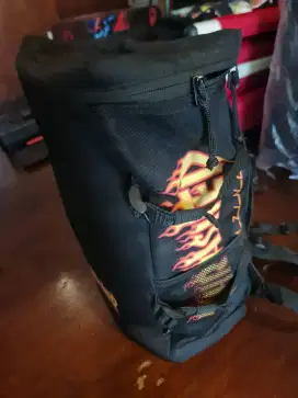 tas ransel backpack thrasher kotak