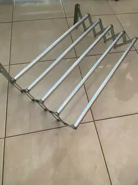 Jemuran Dinding Aluminium