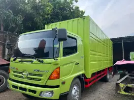 Truk Hino Lohan FG235JP Thn'10 Engkel 6rd Box Besi Tg 1 Kondisi Istw