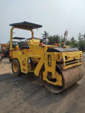 Dijual !  Combination Roller Sakai TW60. Kap 6-8 ton.Ex Japan !