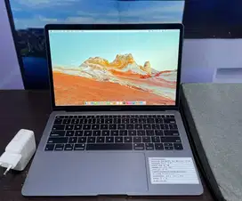 Macbook Air 13inch 2019 ram 16gb ssd 256gb