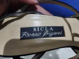 Sepatu sendal heels