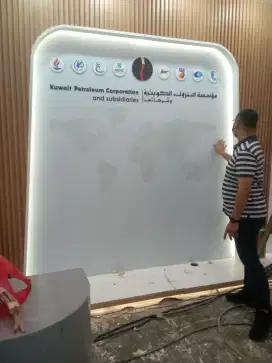 Jasa pasang sticker dan walpapper
