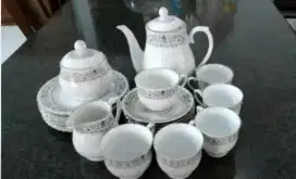 Tea set keramik.komplit warna putih