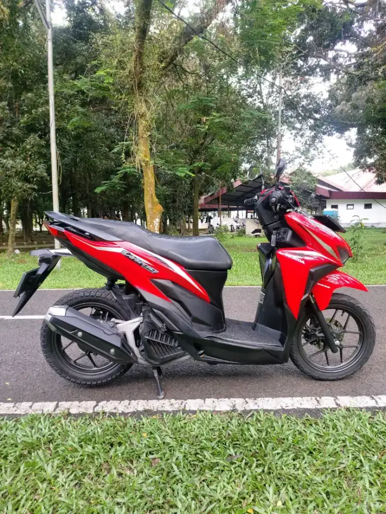 JUAL Vario 125 (Mesin sehat terawat record beres honda ahass 2000)