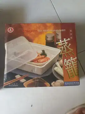 Steamer for microwave oven