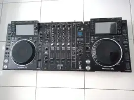 Pionner CDj 2000 Nexus 2 + Djm 900 Nxs 2