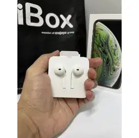 Earpods with lightning second iBox