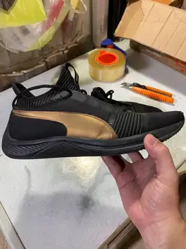 SEPATU PUMA WANITA SIZE 40 CM 25,5