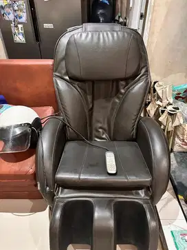 Kursi pijat advance
