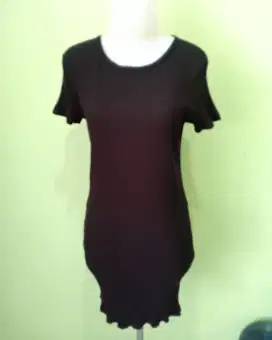 Dress Divided Hitam
