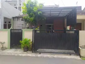 Dijual Rumah Di Taman Kedaung Ciputat