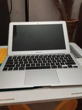 Macbook Air 11 Inch Early 2015 Serpong