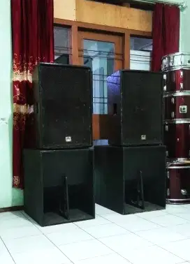 Sewa Speaker Aktif set sub 15inch